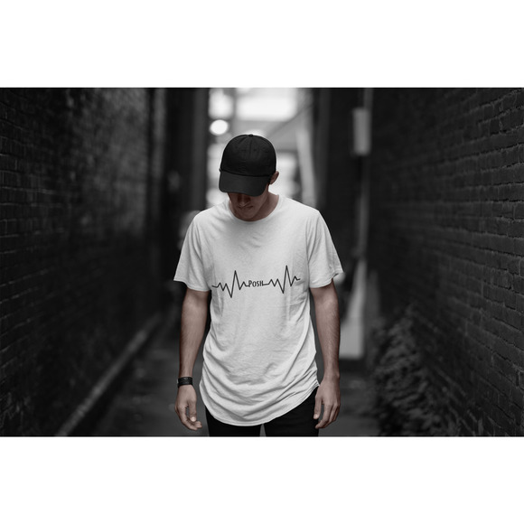 POSH Heartbeat Custom Design White Short Sleeve Graphic T-Shirt Mens Size M - Picture 1 of 5